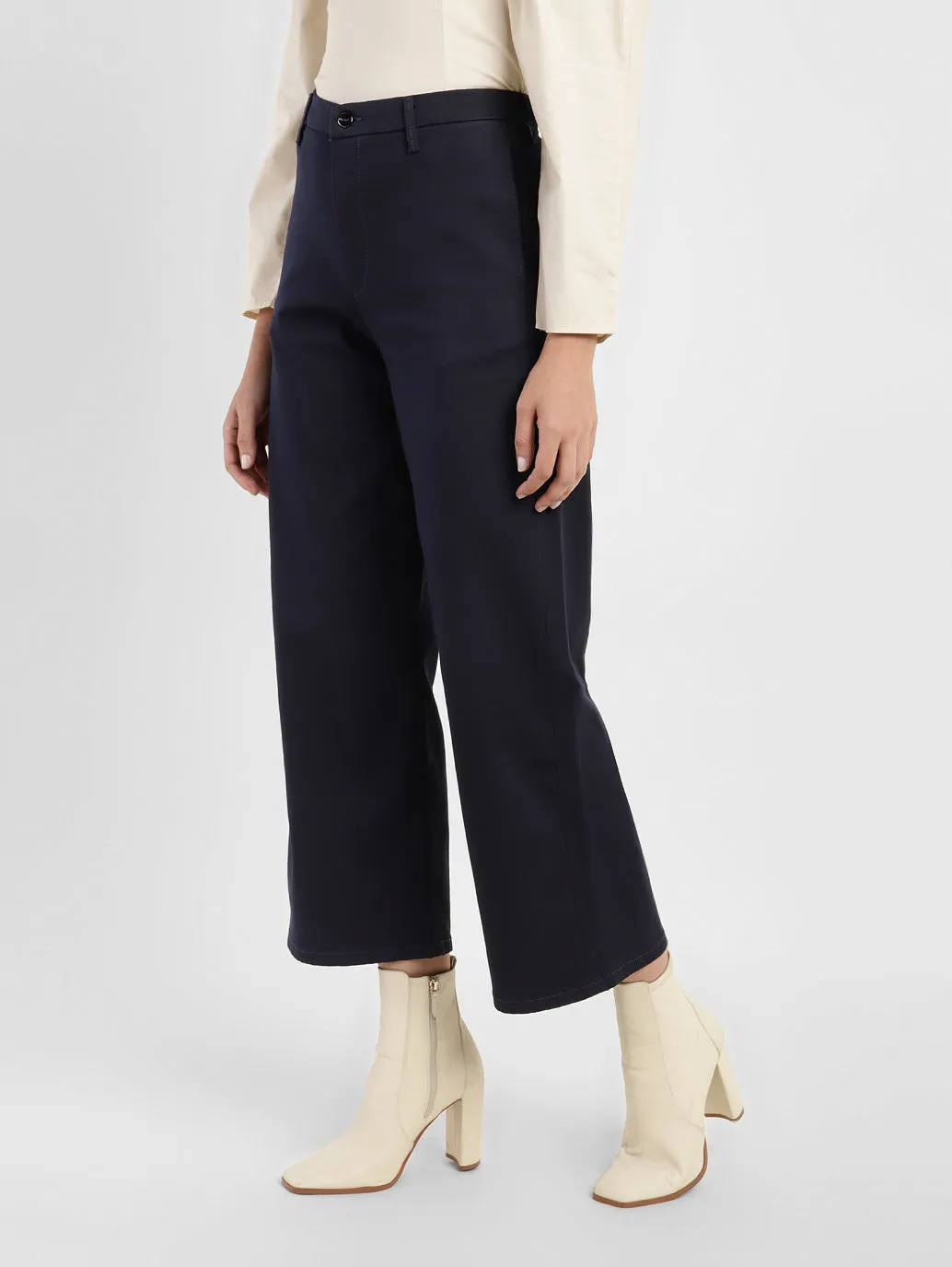 Women's Blue Ribcage Bell Bottom Wide Leg Fit High Rise Jeans All Season Fit