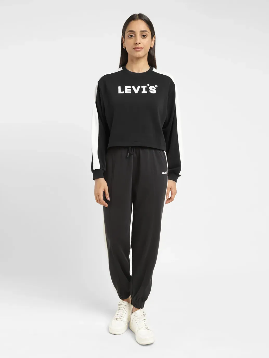 Women's Brand Logo Black Crew Neck Sweatshirt Two-Tone Design workout wear