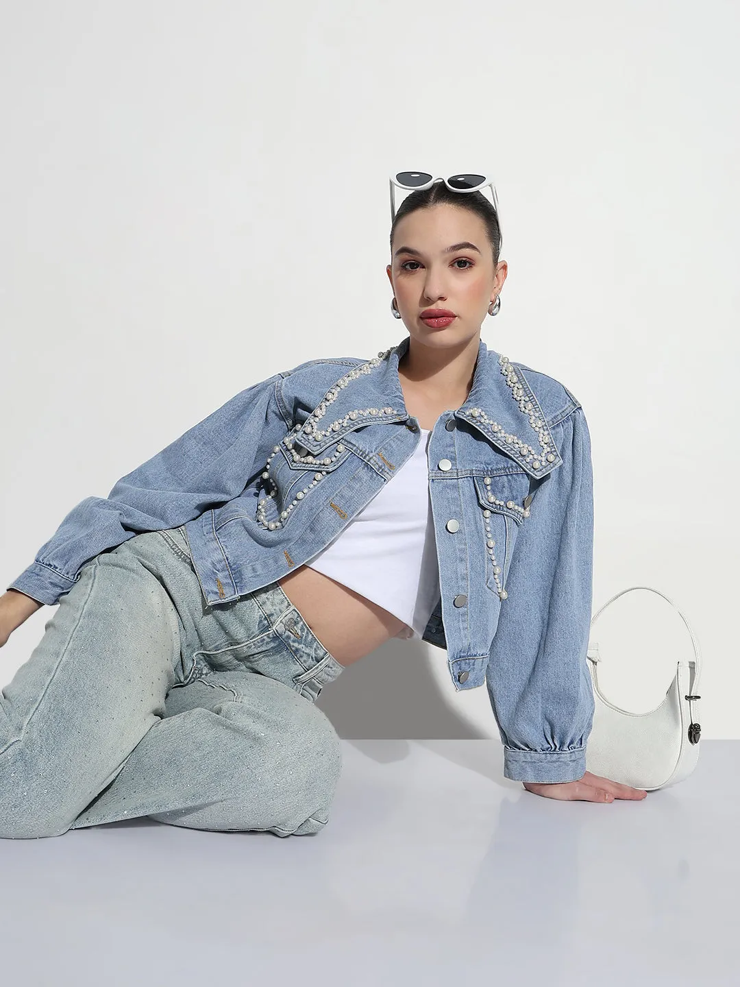 Draft Block Ergonomic Shoulder Fit Women's Embellished Blue Spread Collar Relaxed Fit Denim Jacket