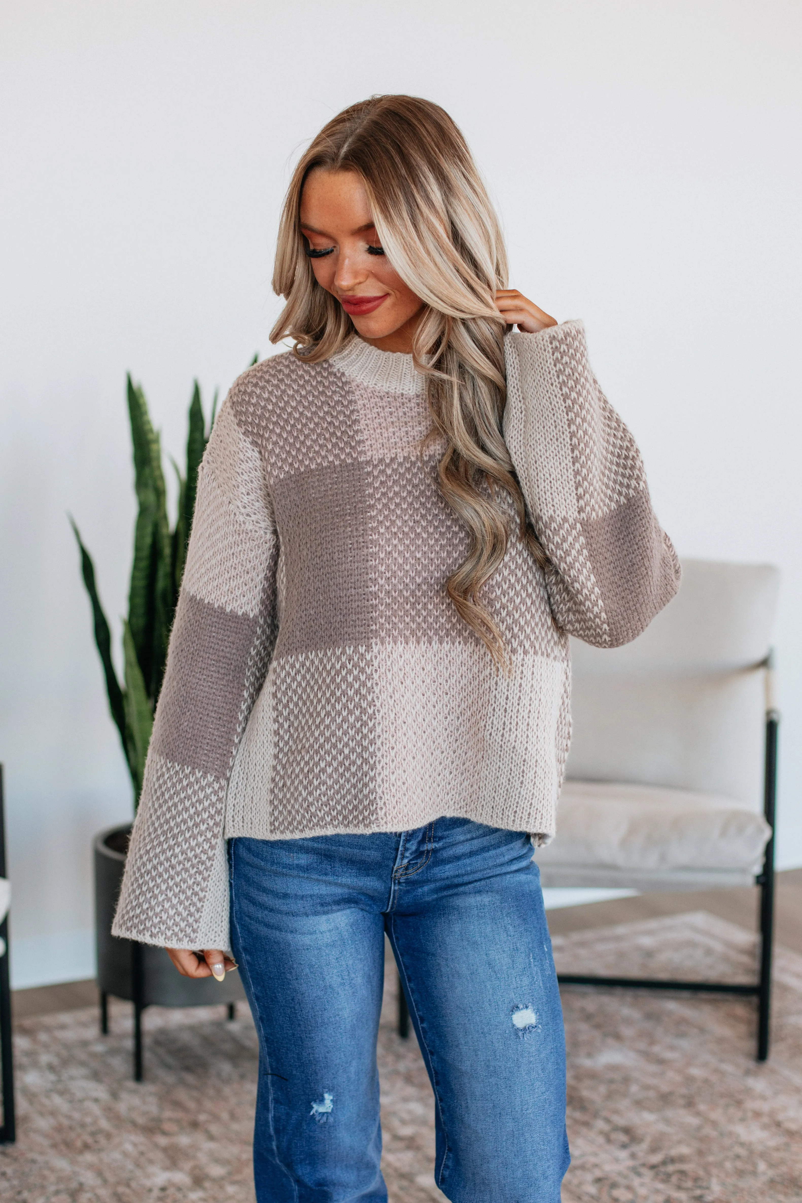 Amabel Checkered Sweater Seasonal Comforted Winter Wardrobe