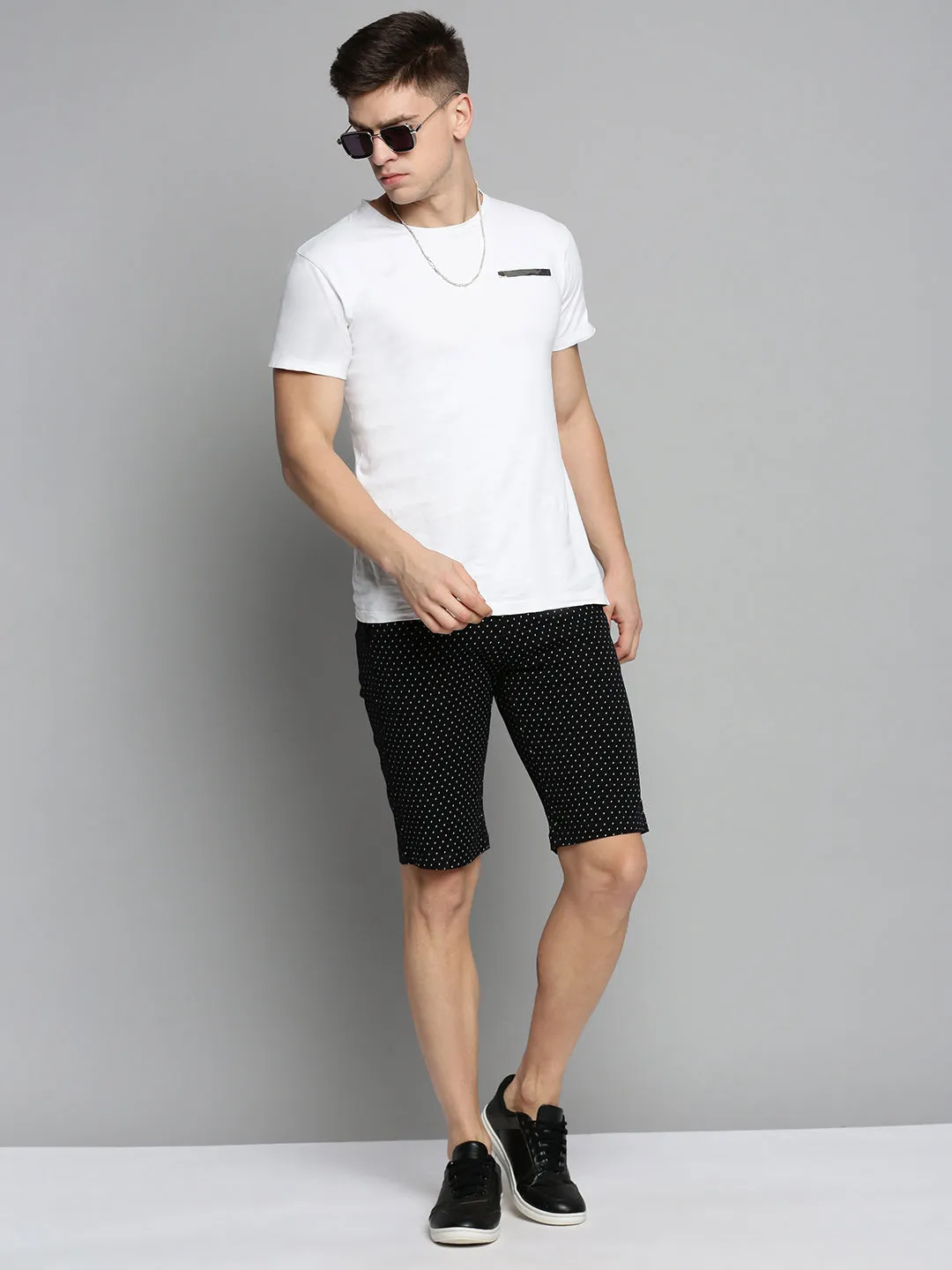 Men's Black Printed Shorts Snug Fit