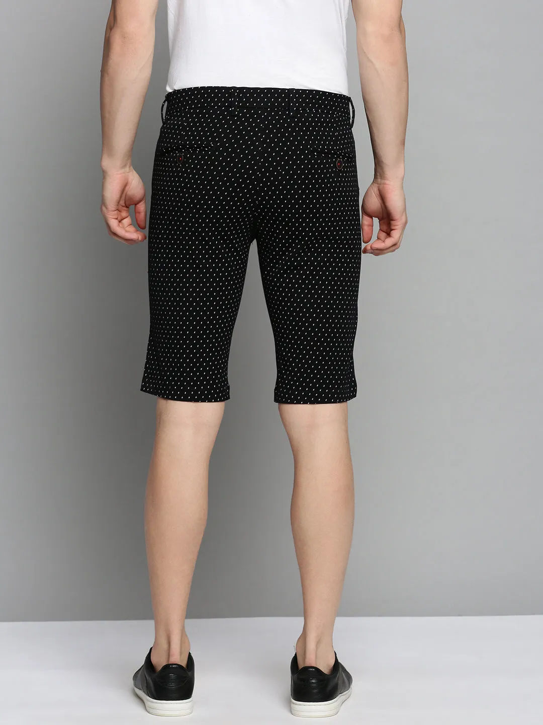 warm weather Men's Black Printed Shorts